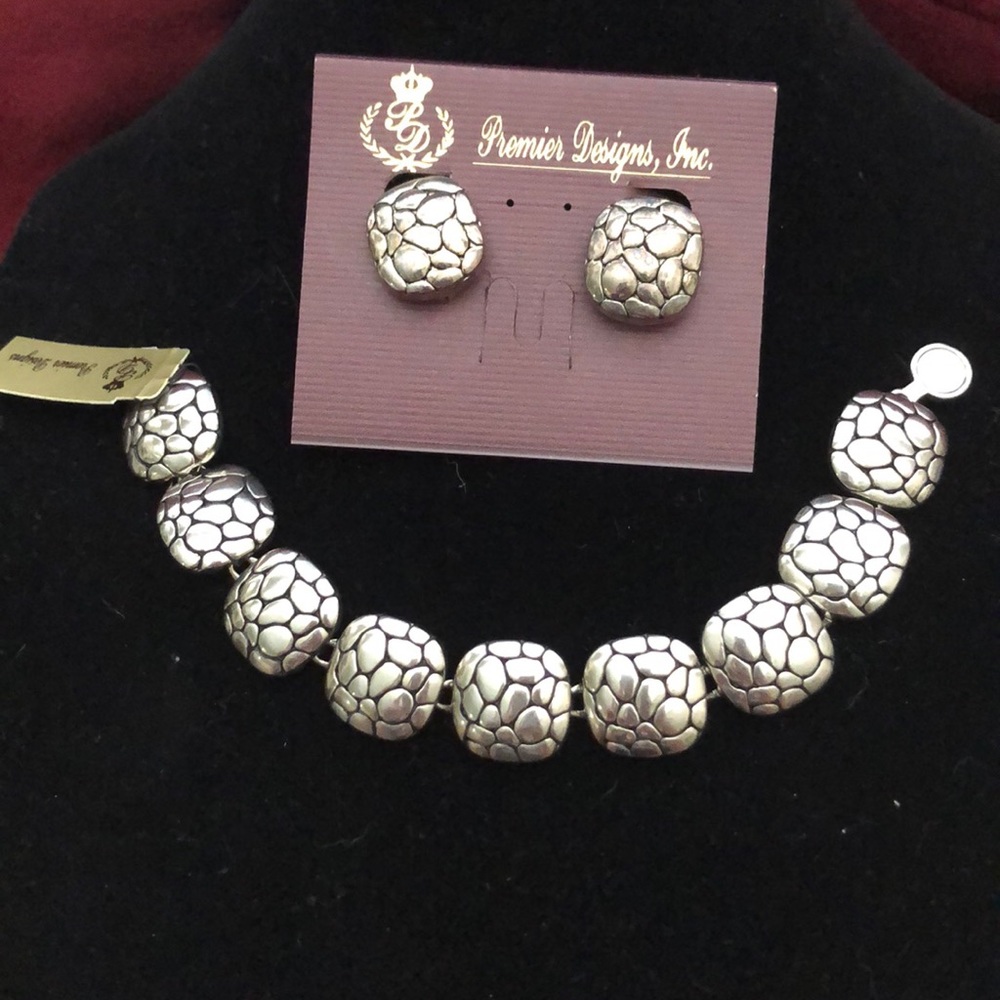 Bracelet / earring set